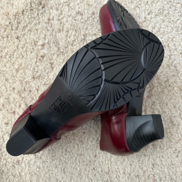 ✨Miz Mooz “Fiddle” Mary Janes – Ruby Red Perfection! ✨ EU 42 (US 10.5–11) - Picture 6 of 9